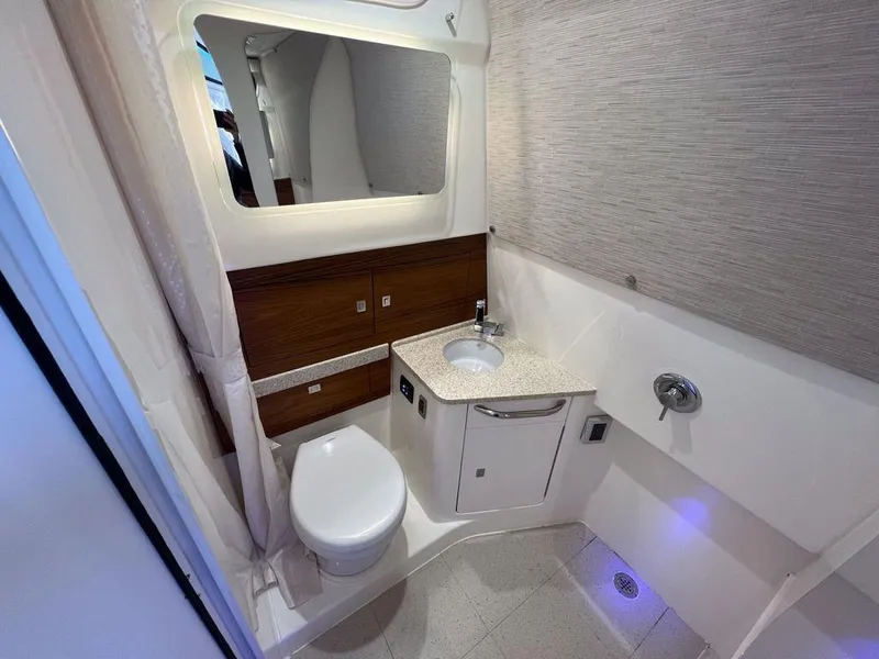 Slide: The Image of Boston Whaler 420 Outrage 2023 - 27