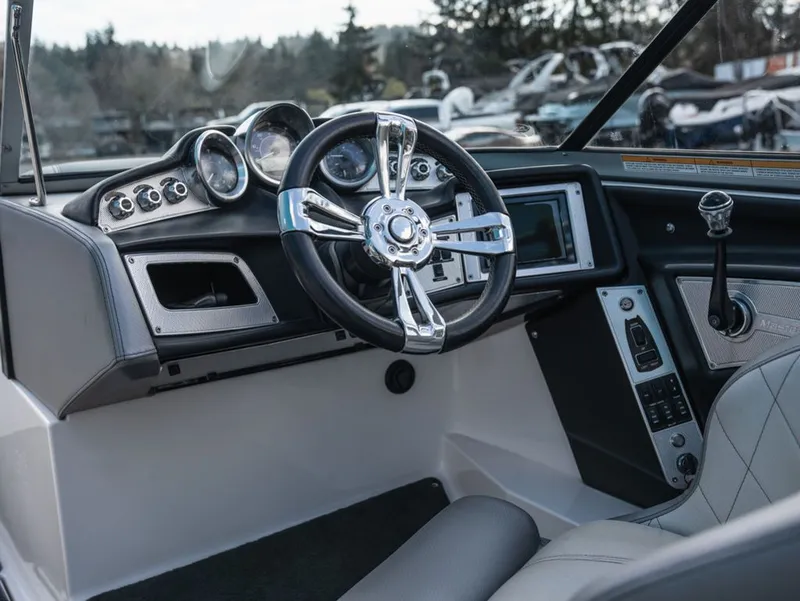 Slide: The Image of MasterCraft X25 2012 - 13