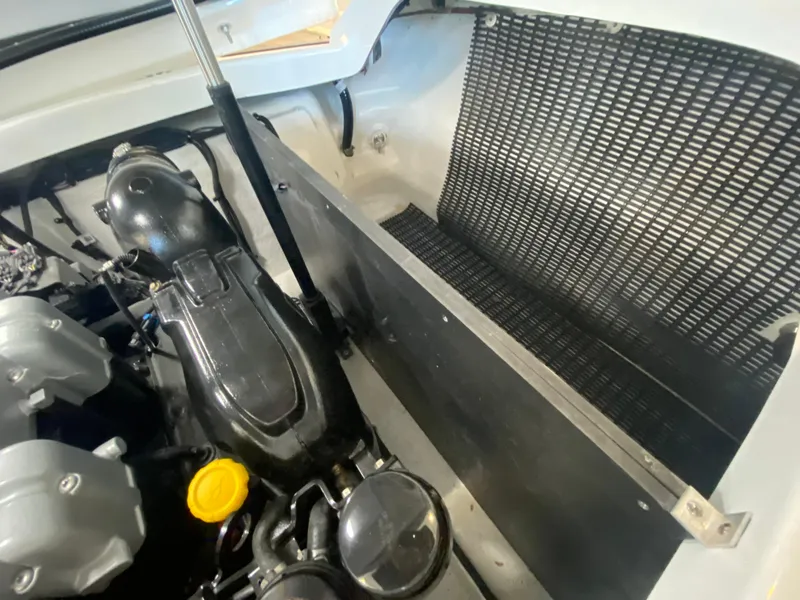 Slide: The Image of Monterey 298SS Super Sport 2023 - 52