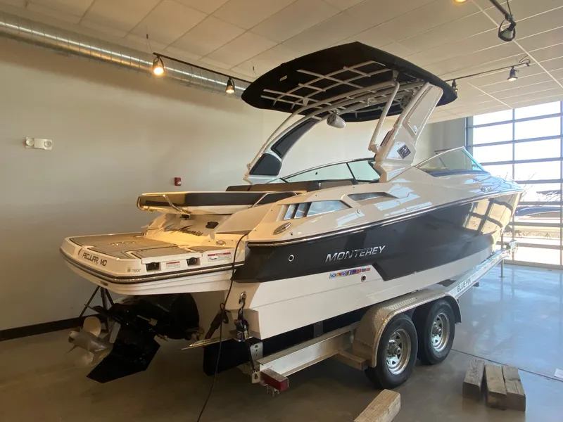 Slide: The Image of Monterey 298SS Super Sport 2023 - 53