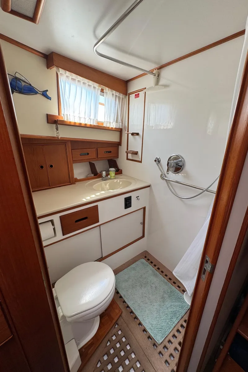Slide: The Image of Grand Banks 42 Classic 2000 yacht bathroom interior. - 29