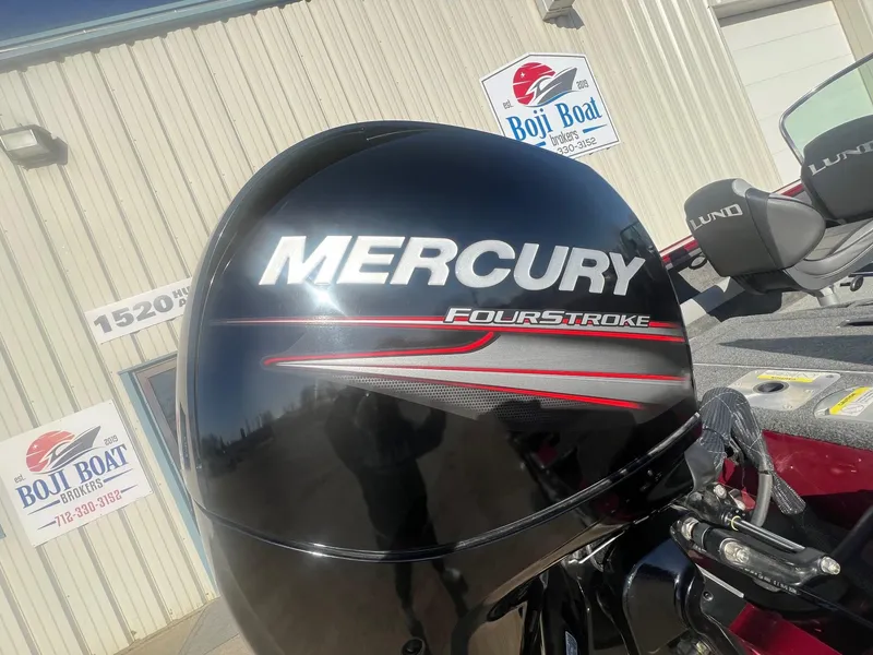 Slide: The Image of Mercury FourStroke engine on 2014 Lund 1875 Crossover XS at Boji Boat Brokers. - 6