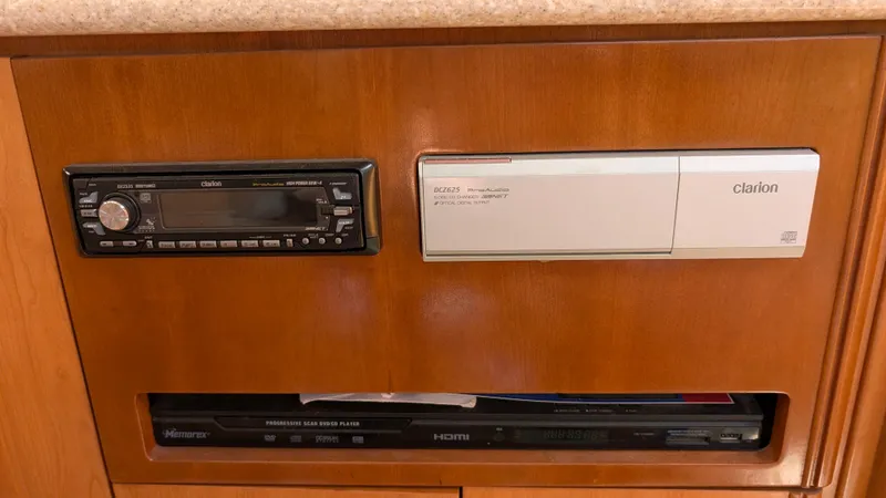 Slide: The Image of 2004 Meridian 408 Motor Yacht audio system with Clarion and HDMI components. - 30