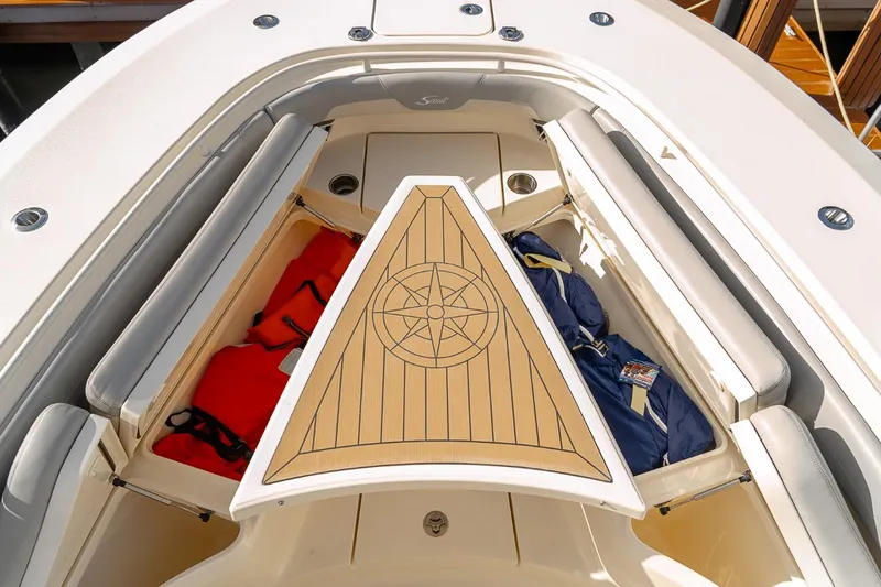 Slide: The Image of Scout 355 LXF 2021 - 51