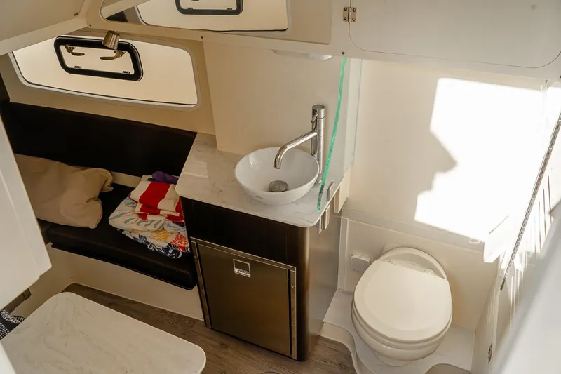 Slide: The Image of Scout 355 LXF 2021 - 66