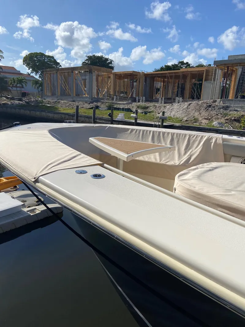 Slide: The Image of Scout 355 LXF 2021 - 71