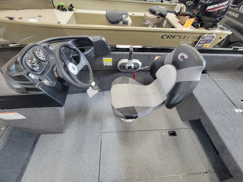 Slide: The Image of Crestliner 1650 Kodiak 2025 - 13