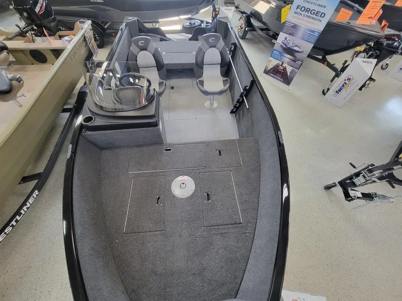 Slide: The Image of Crestliner 1650 Kodiak 2025 - 8