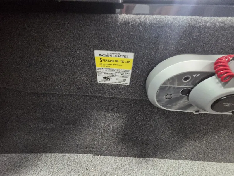 Slide: The Image of Crestliner 1650 Kodiak 2025 - 28