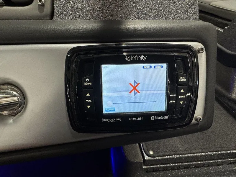 Slide: The Image of Ranger 212LS 2018 - 51