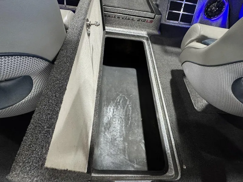 Slide: The Image of Ranger 212LS 2018 - 66