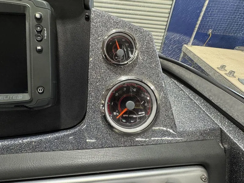 Slide: The Image of Ranger 212LS 2018 - 73