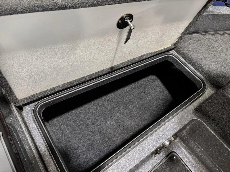 Slide: The Image of Ranger 212LS 2018 - 81