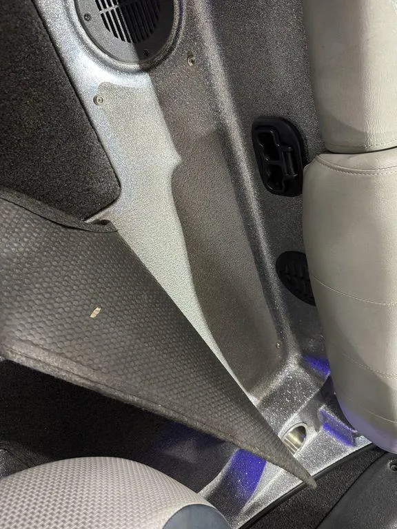 Slide: The Image of Ranger 212LS 2018 - 88