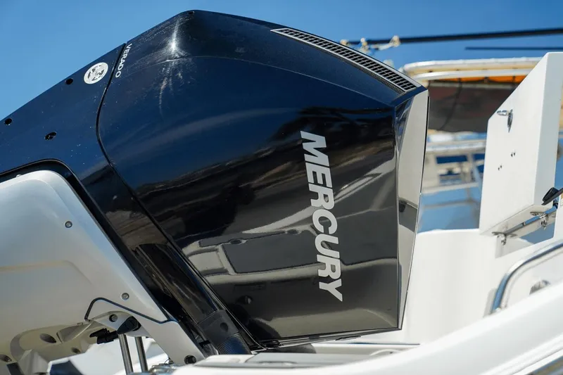 Slide: The Image of NauticStar 28 XS Offshore 2022 - 9