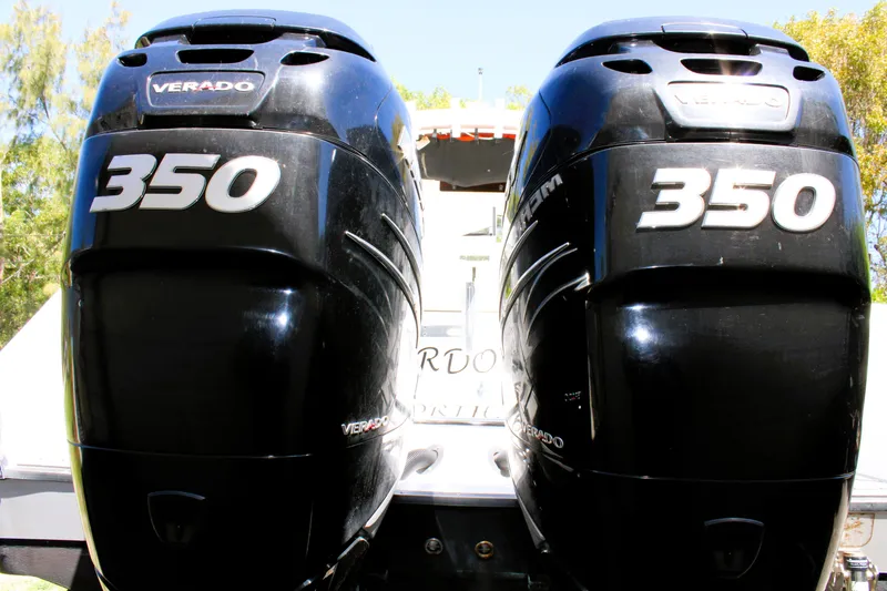 Slide: The Image of Edgewater 318CC 2008 - 54