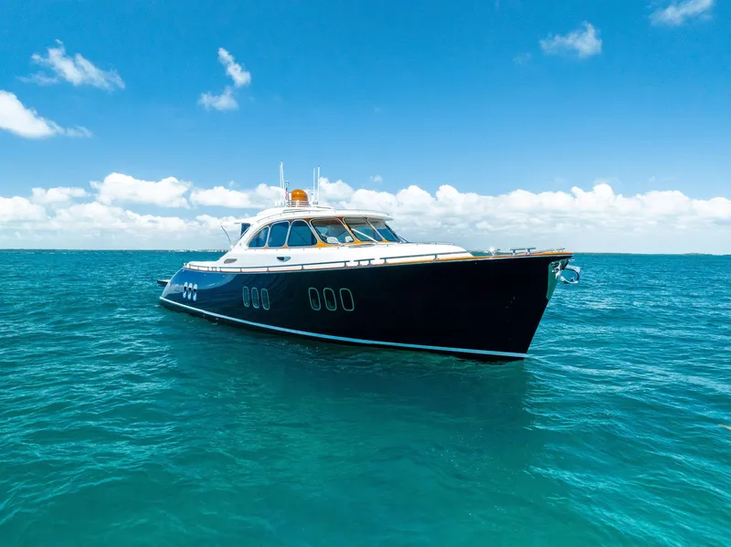 Slide: The Image of 2019 Zeelander 55 yacht on clear blue ocean under a bright sky. - 4