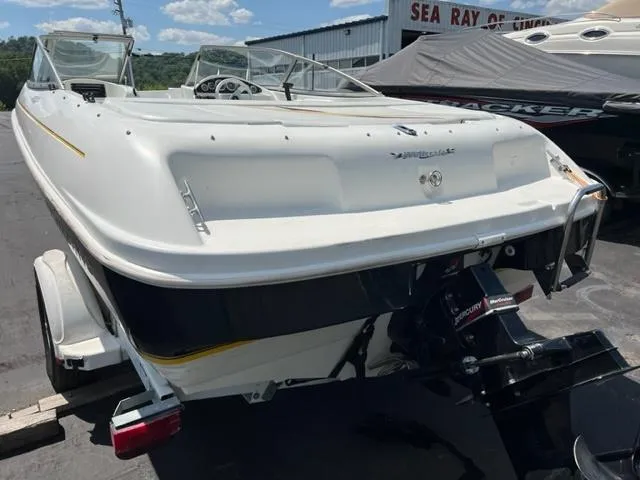 Slide: The Image of 2001 Wellcraft 175SS boat on trailer, rear view, sunny day, outdoor display. - 3