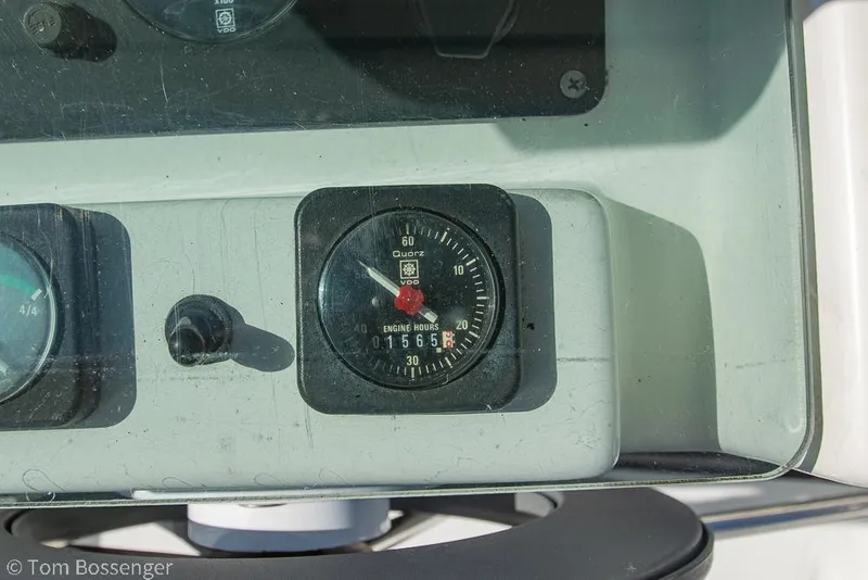 Slide: The Image of Close-up of a Beneteau Oceanis 35.1 1995 boat gauge panel. - 45