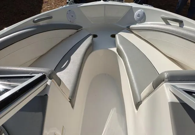 Slide: The Image of Bayliner 185 2011 - 13