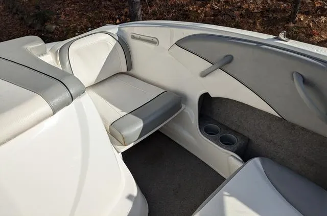 Slide: The Image of Bayliner 185 2011 - 4