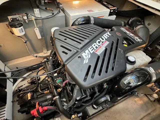 Slide: The Image of Sea Ray 360 Sundancer 2005 - 60