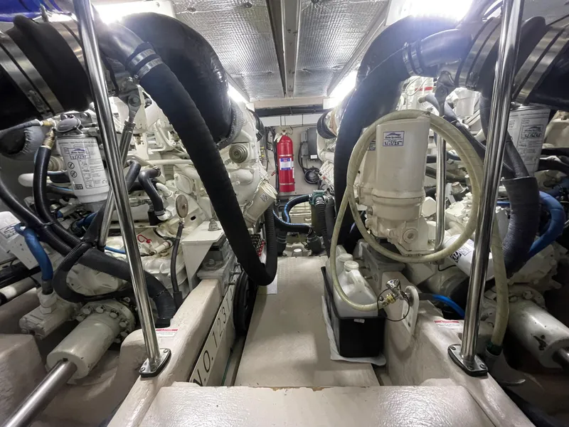 Slide: The Image of Sea Ray 580 Sedan Bridge 2009 - 55