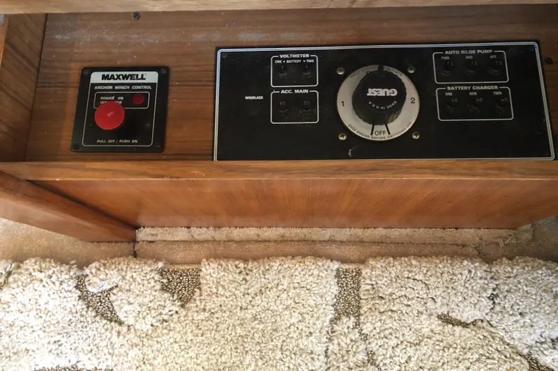 Slide: The Image of Control panel of a 1996 Carver 355 Aft Cabin boat with Maxwell winch control. - 34