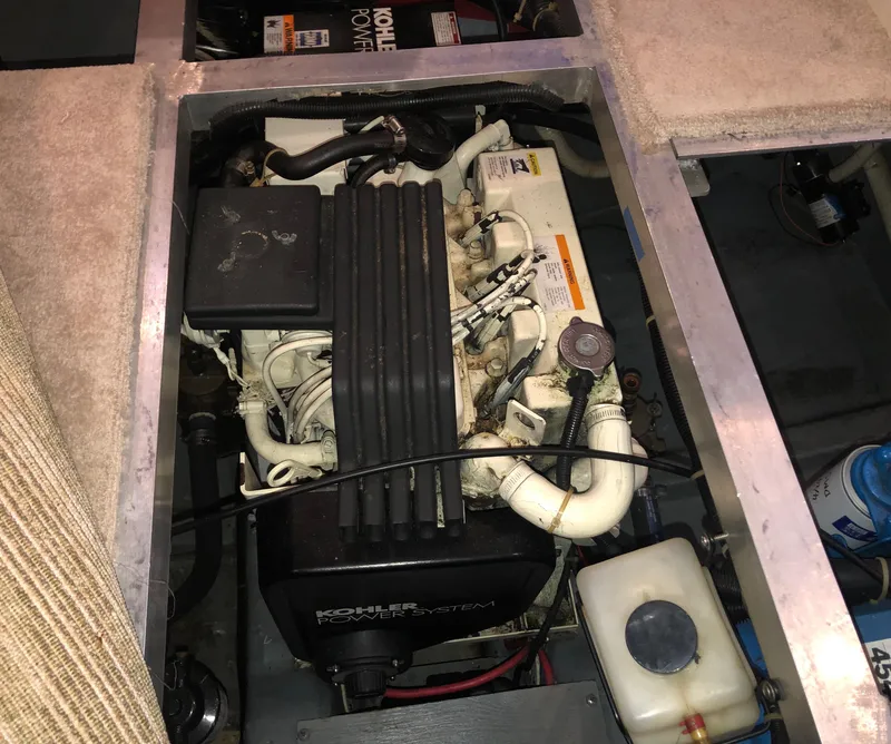 Slide: The Image of Carver 355 Aft Cabin 1996 - 60