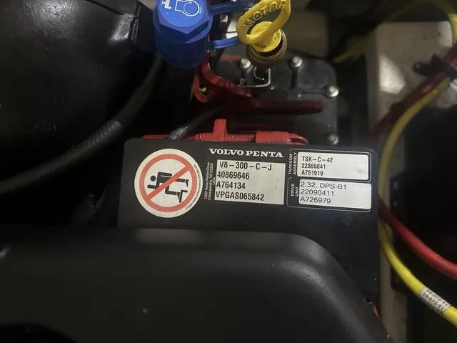 Slide: The Image of Volvo Penta engine label in a 2017 Chaparral 246 SSi boat. - 9