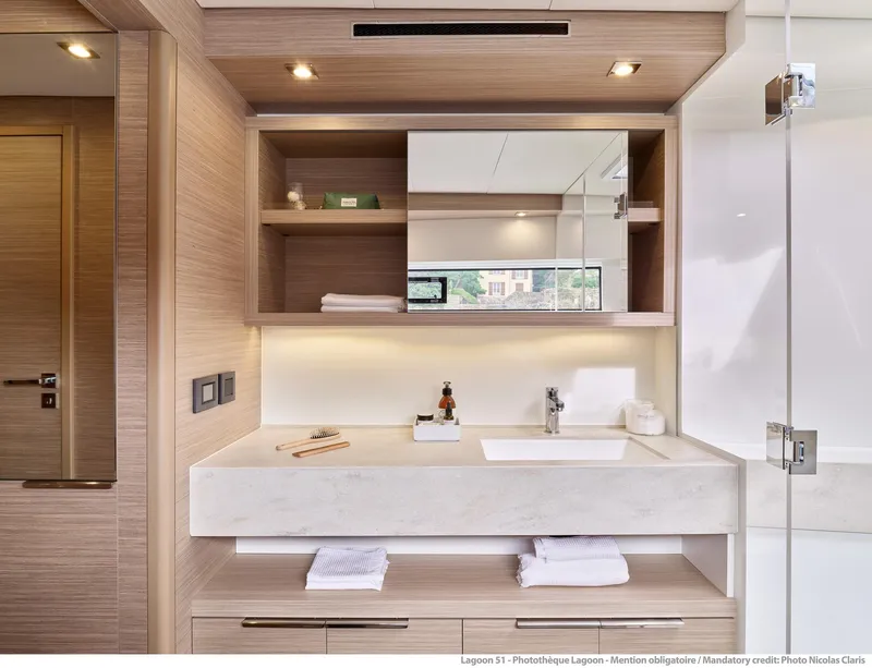 Slide: The Image of Lagoon 51 Iconic 2026 - 52