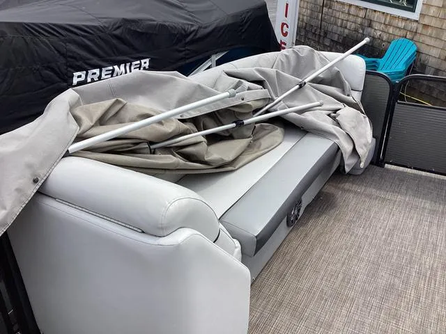 Slide: The Image of Godfrey Sweetwater 2286 C 2020 - 20