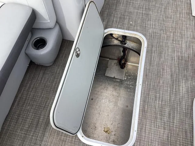 Slide: The Image of Godfrey Sweetwater 2286 C 2020 - 25