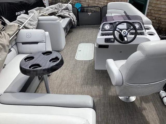 Slide: The Image of Godfrey Sweetwater 2286 C 2020 - 26