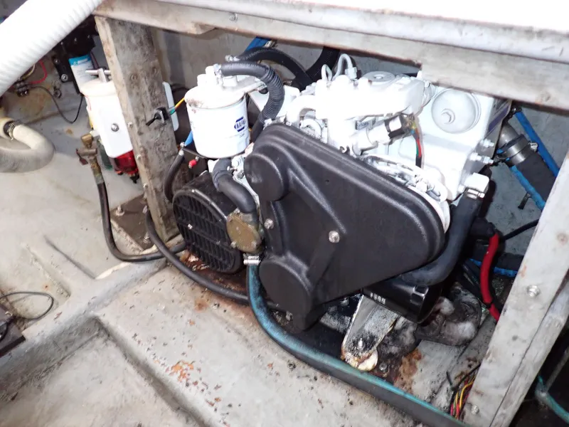 Slide: The Image of Albemarle 320 Express 1999 - 106