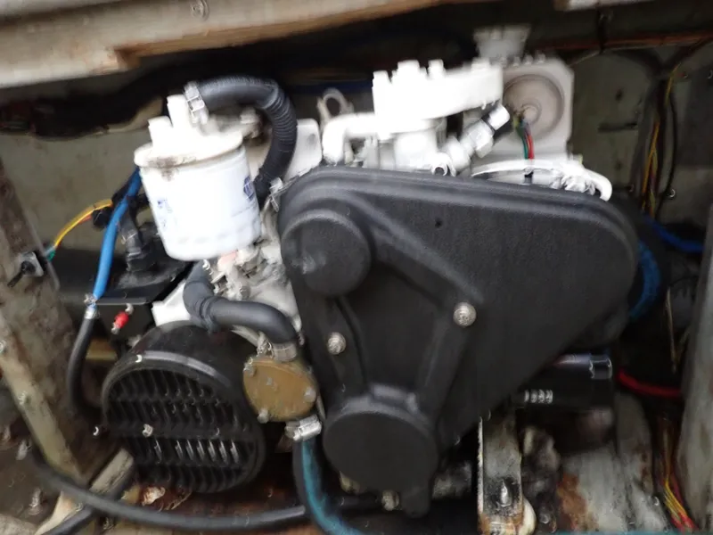 Slide: The Image of Albemarle 320 Express 1999 - 108