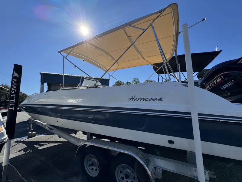 Slide: The Image of Hurricane Center Console SS 231 OB 2025 - 20