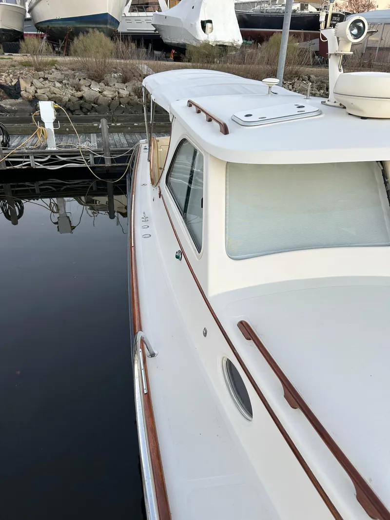 Slide: The Image of Hinckley Yachts Classic 36 Picnic Boat 2001 - 53