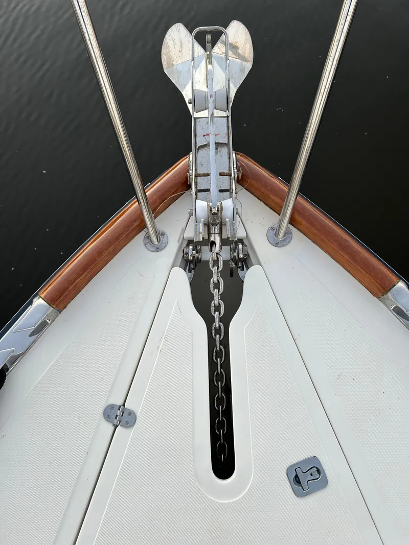 Slide: The Image of Hinckley Yachts Classic 36 Picnic Boat 2001 - 56