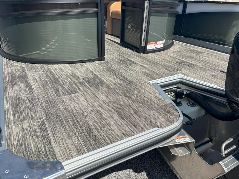 Slide: The Image of Crest Classic 200SLC 2025 - 12