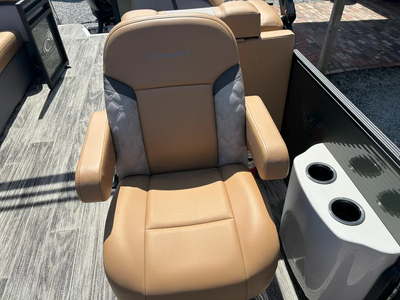 Slide: The Image of Crest Classic 200SLC 2025 - 14