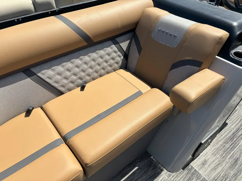 Slide: The Image of Crest Classic 200SLC 2025 - 5