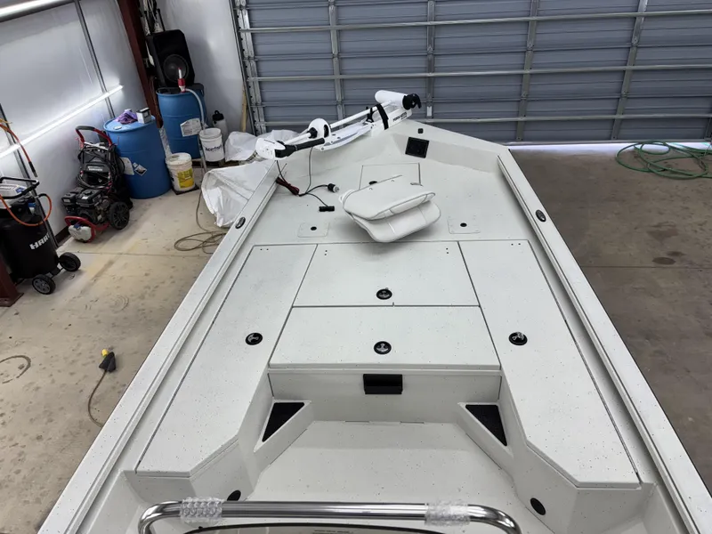 Slide: The Image of Ranger RB210 2025 - 17