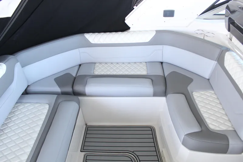 Slide: The Image of Monterey 400 Sy 2014 - 20