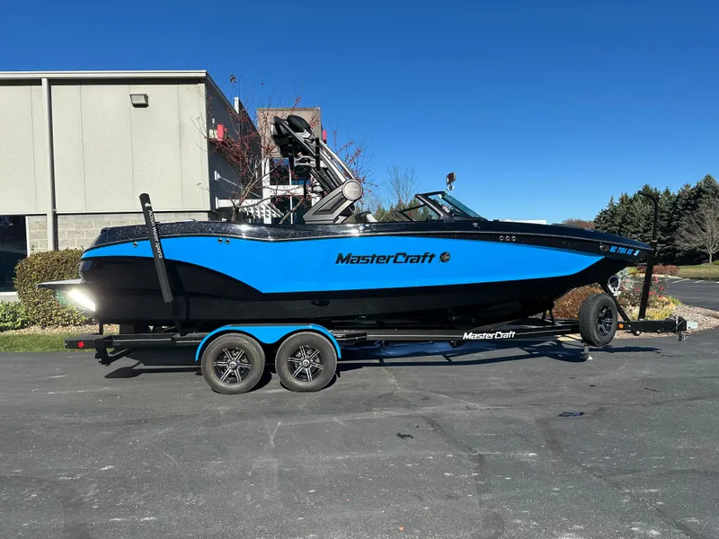 The Image of MasterCraft X24 2022 - 1