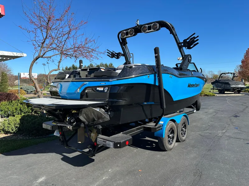 Slide: The Image of MasterCraft X24 2022 - 4