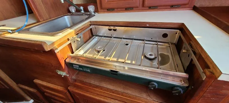 Slide: The Image of Pearson Triton 27 1984 - 23