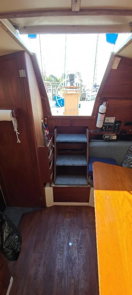 Slide: The Image of Pearson Triton 27 1984 - 31