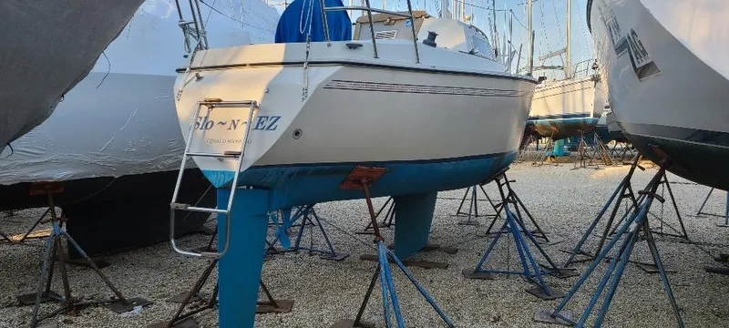 Slide: The Image of Pearson Triton 27 1984 - 35