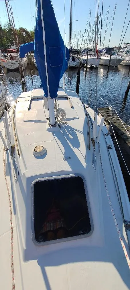 Slide: The Image of Pearson Triton 27 1984 - 7